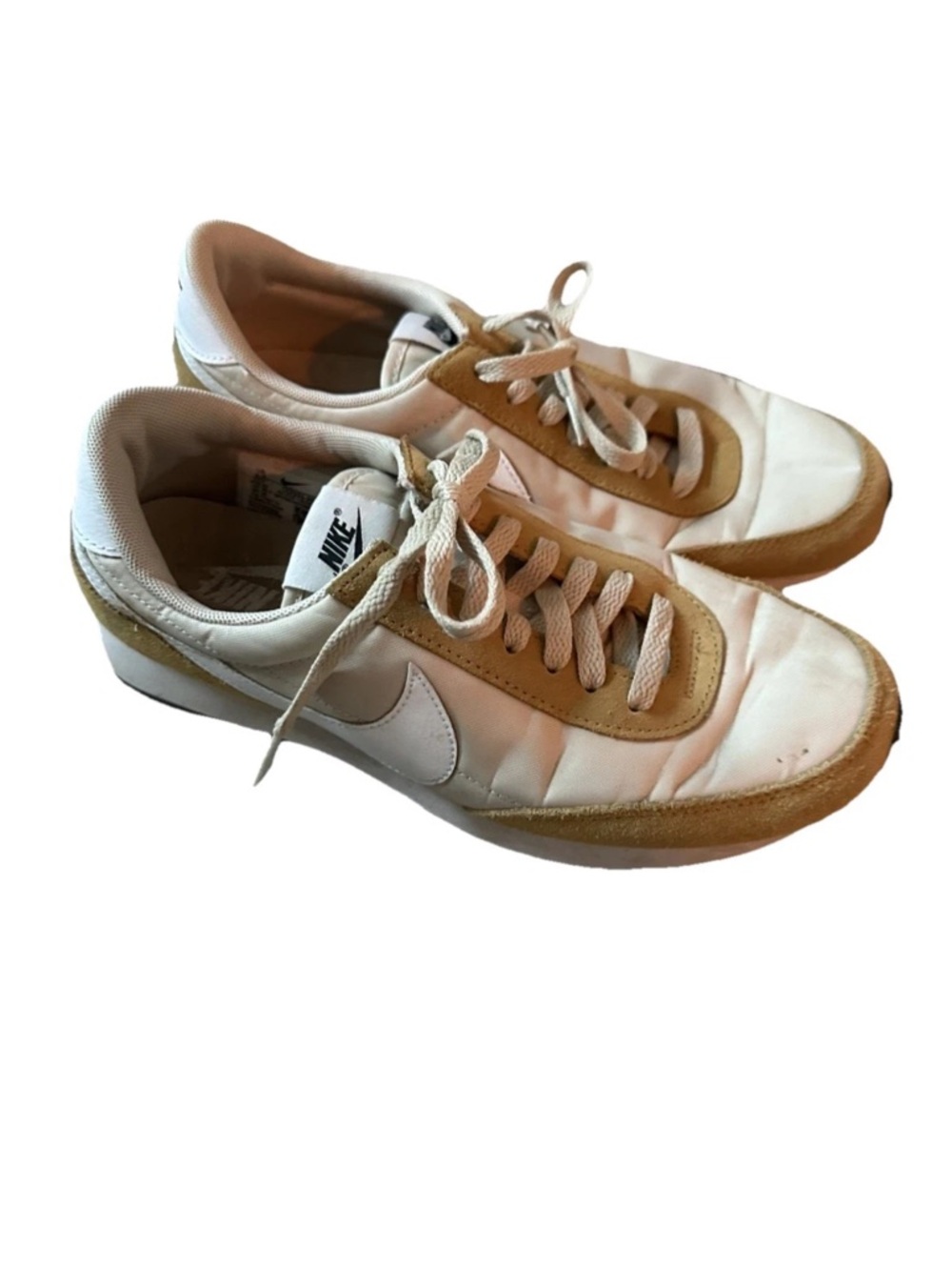 Women's NIKE DAYBREAK in Beige and Camel Suede Athletic Fashion Sneakers W8.5